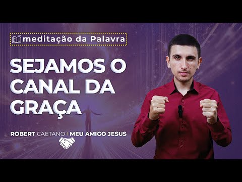 A Cura do Pecado: A Obediência de Maria e o Sacrifício de Jesus - A imagem dessa postagem é de um Jovem usando camisa social, preta ou marsala, num fundo de parede branca. E ele está gesticulando sobre a meditação com legendas aparecendo na imagem voltadas para a seguinte palavra-chave: "cura do pecado original"